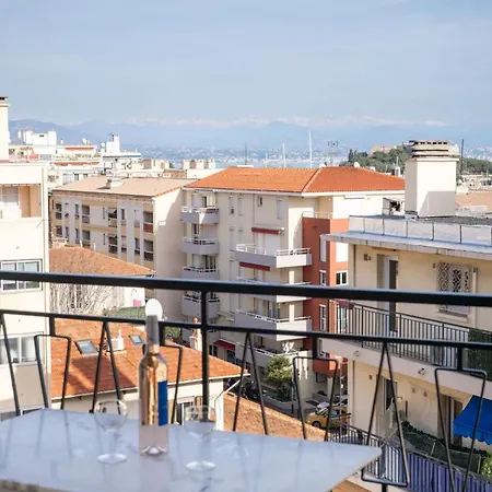 Skyview - Central, Cocooning Avec Terrasse Et Parking Антіб